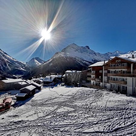 Hotel Alpenperle Saas-Fee Bagian luar foto