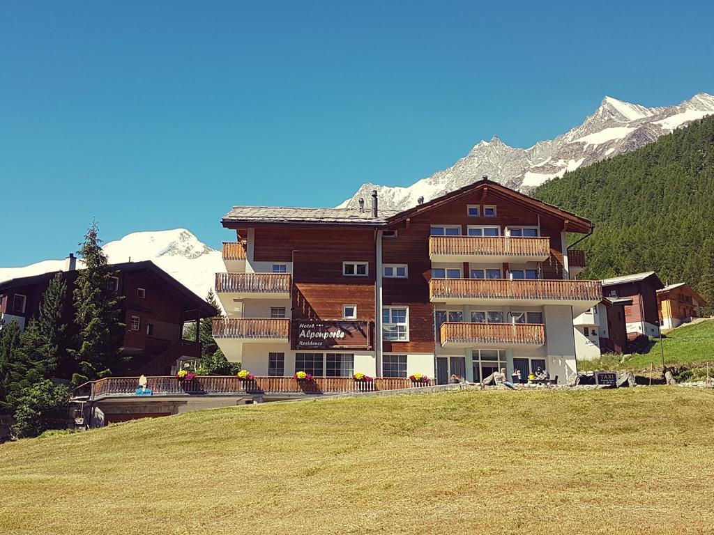 Hotel Alpenperle Saas-Fee Bagian luar foto