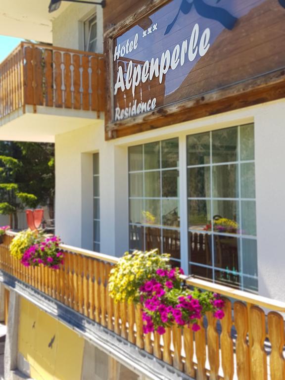 Hotel Alpenperle Saas-Fee Bagian luar foto