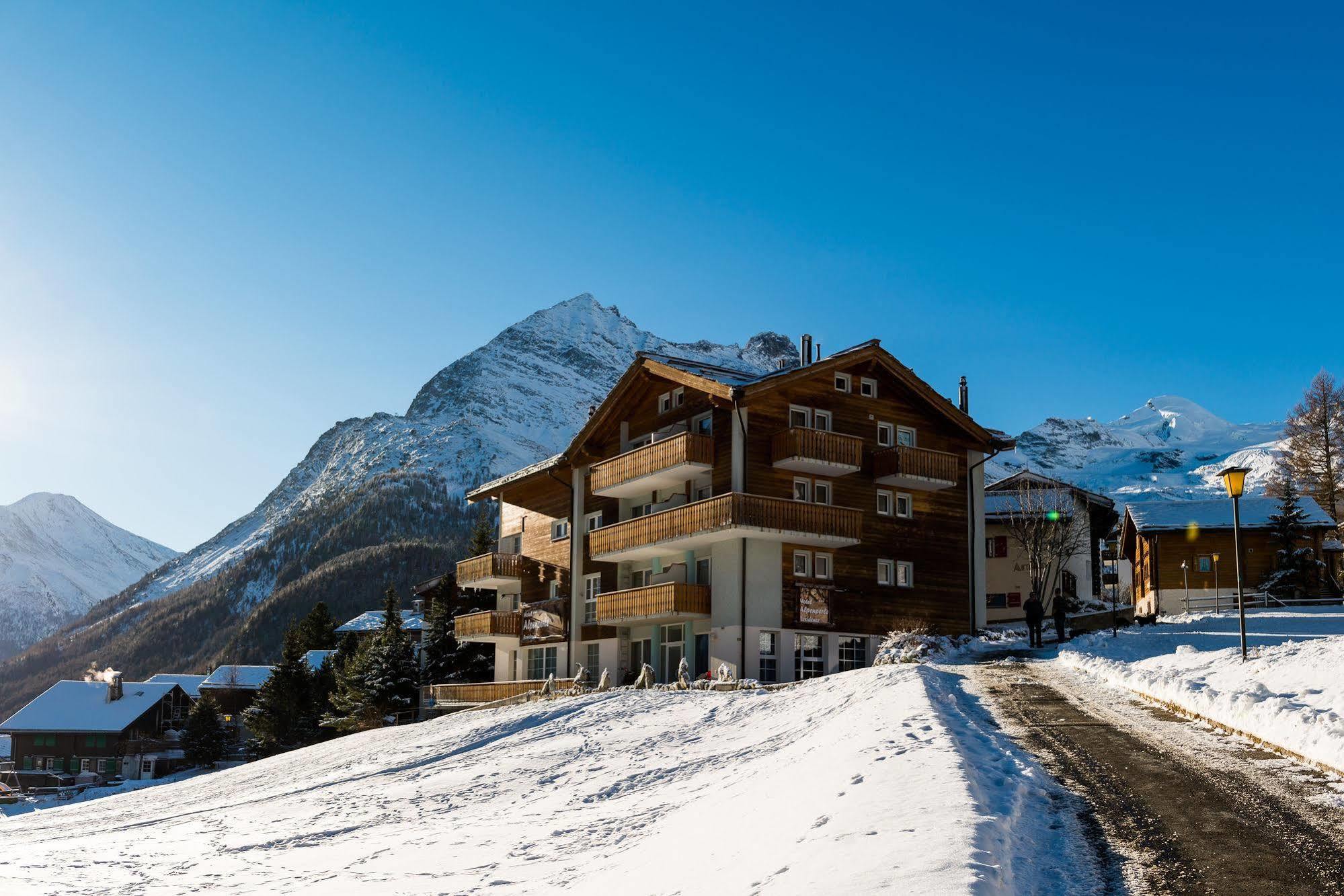 Hotel Alpenperle Saas-Fee Bagian luar foto