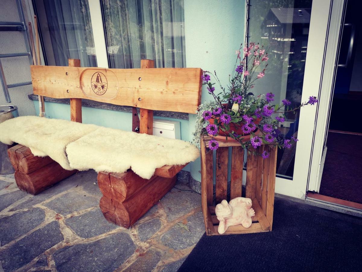 Hotel Alpenperle Saas-Fee Bagian luar foto